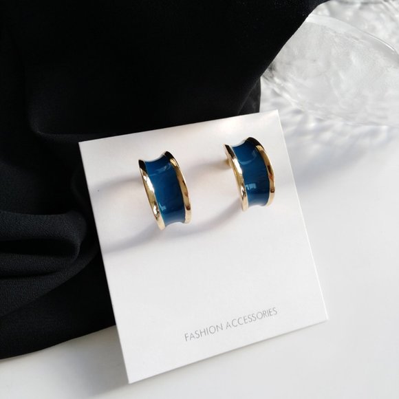 💙Blue Enamel Hoops Earrings - Picture 13 of 15
